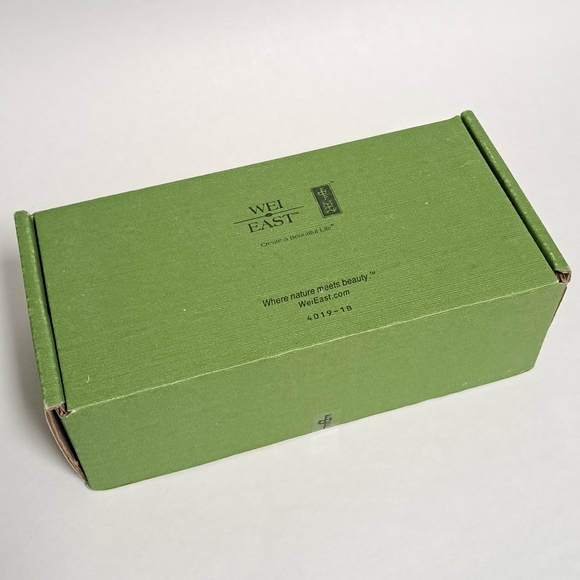 Wei East NEW Natural Beauty Perfector Eye Hand Face Body Treatment Lotion Cream - Picture 9 of 9